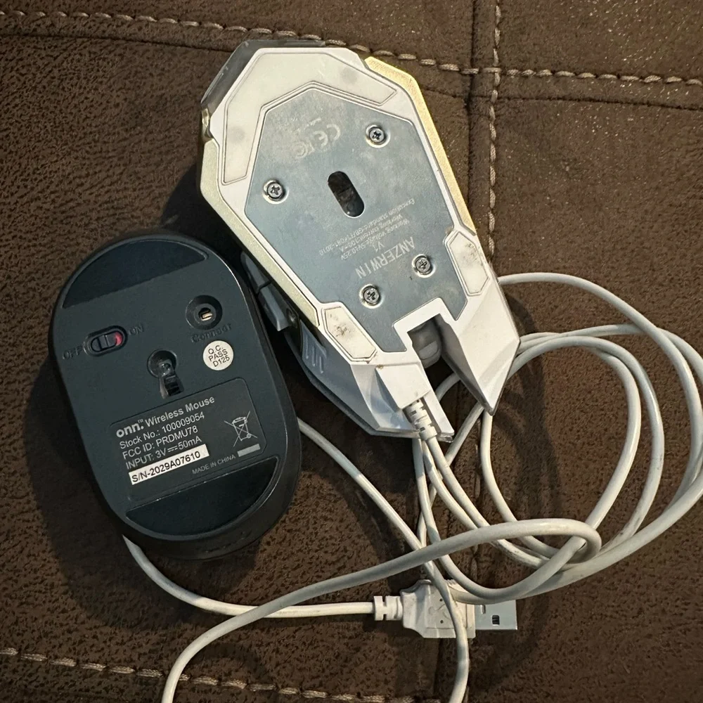 Wired Gaming Mouse - White and Gold